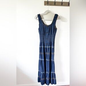 Lapis Maxi Dress